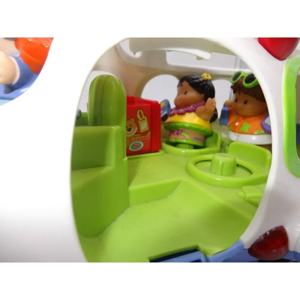 Fisher Price Little People Airplane Lights & Sound 2005 Suitcase 3 Little People